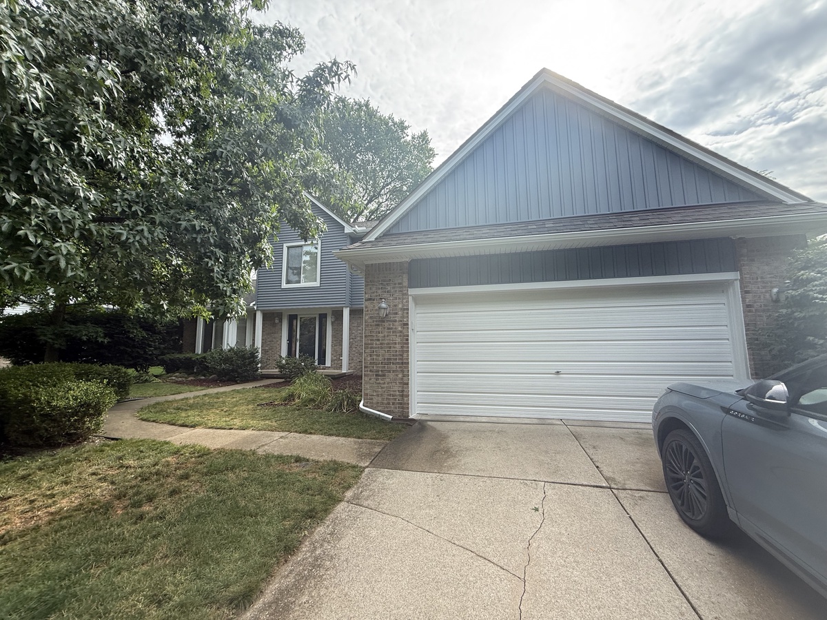 42635 Wimbleton Way , Novi, MI, US