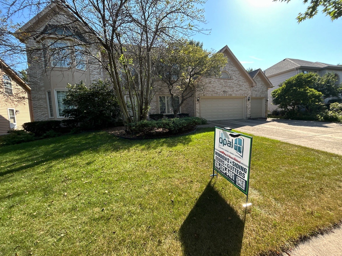 323 Millcreek Lane , Naperville, IL, US