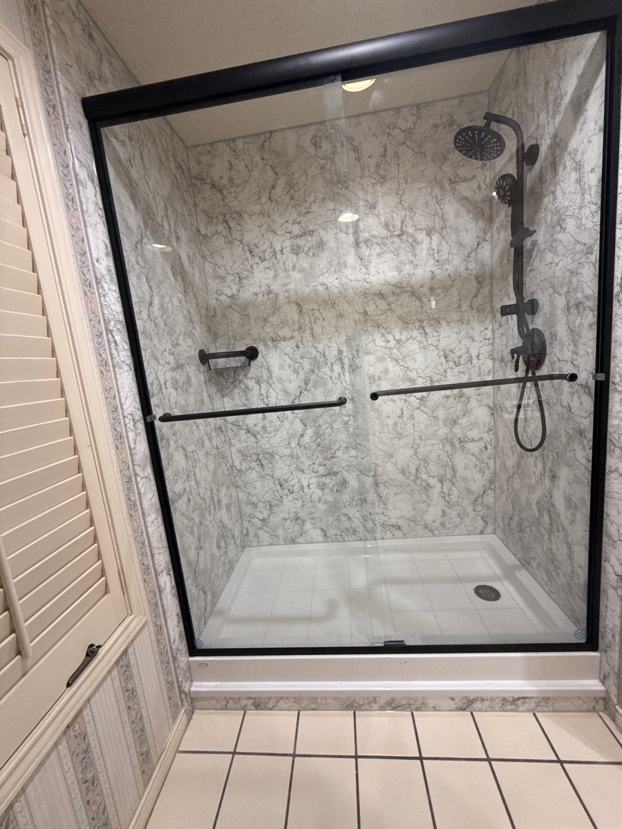 8710 Richmond Avenue , Lubbock, TX, US