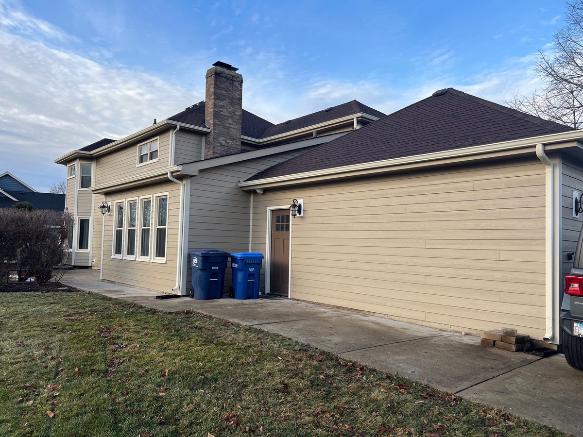 1S511 Domartin Place , Winfield, IL, US