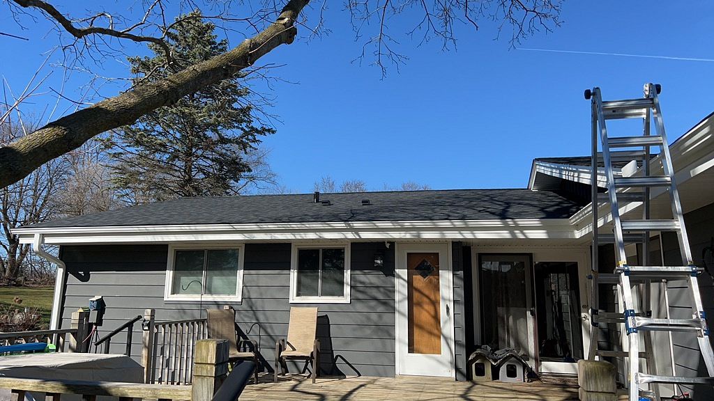 5455 Overlook Drive , New Berlin, WI, US
