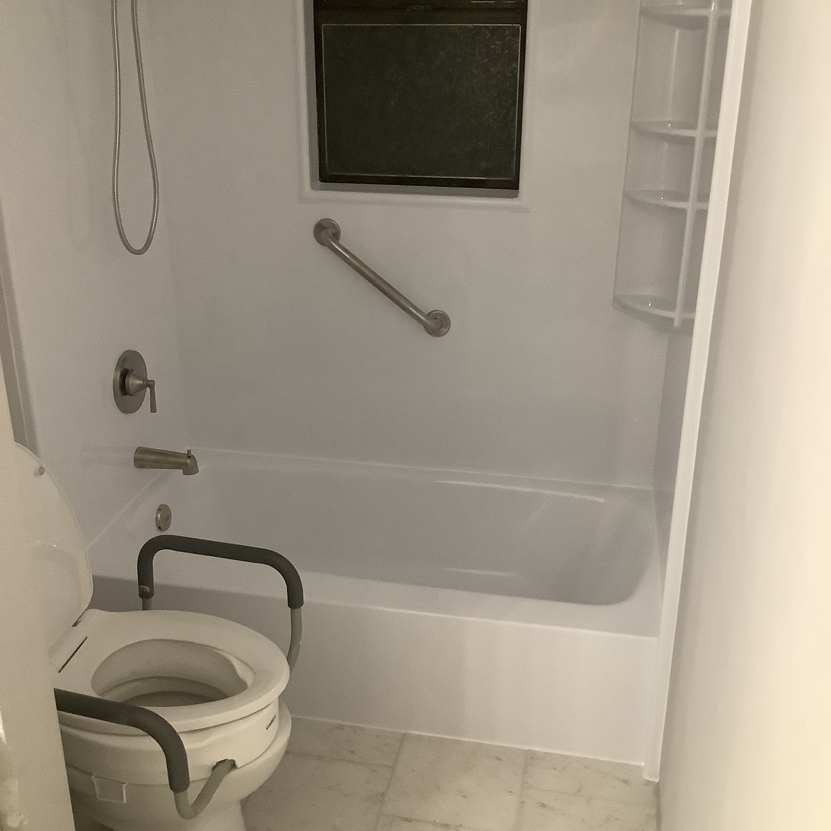 Fairview Heights, IL, 62208, US