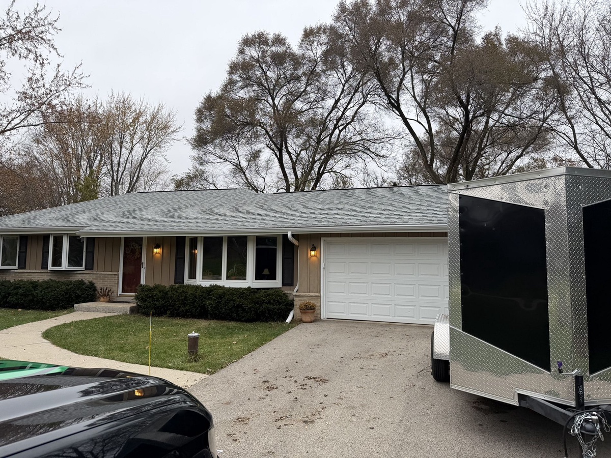 203 North Oakridge Drive , North Prairie, WI, US