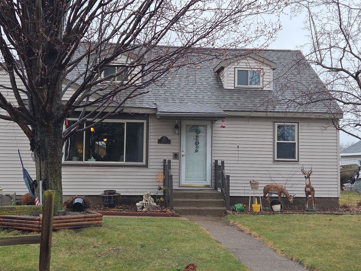 2505 2nd Avenue East , La Crosse, WI, US
