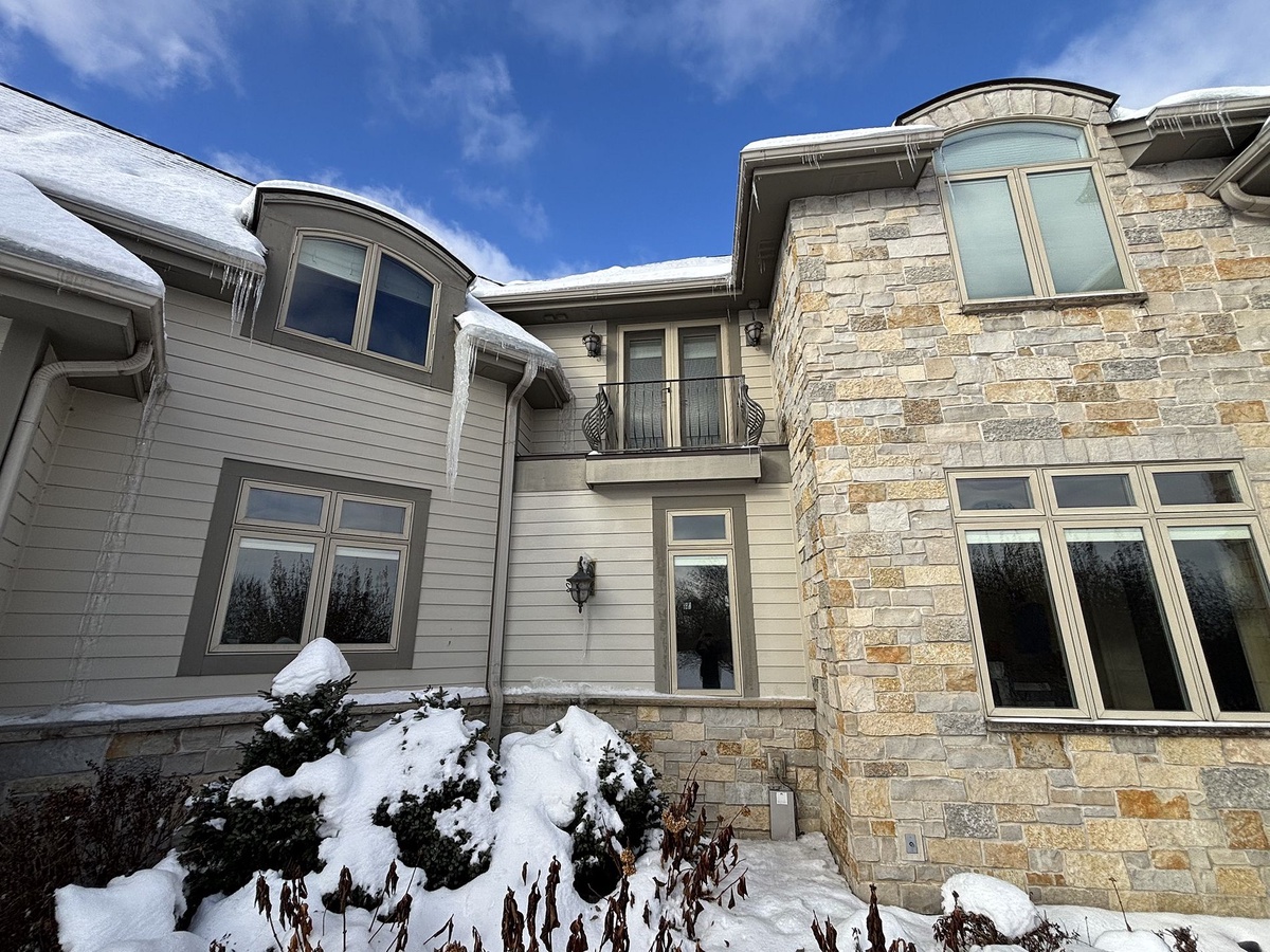 262 Legend Heights Court , Wales, WI, US