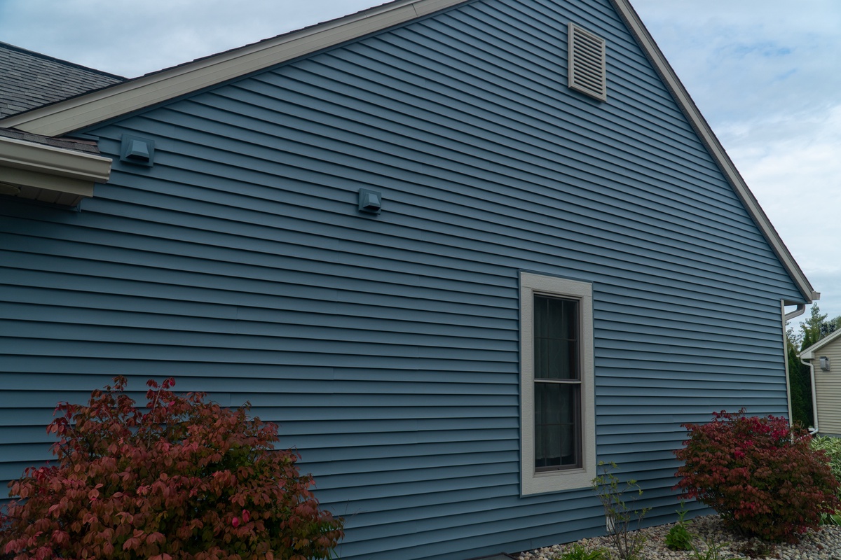 N8071 Woody Lane , Ixonia, WI, US