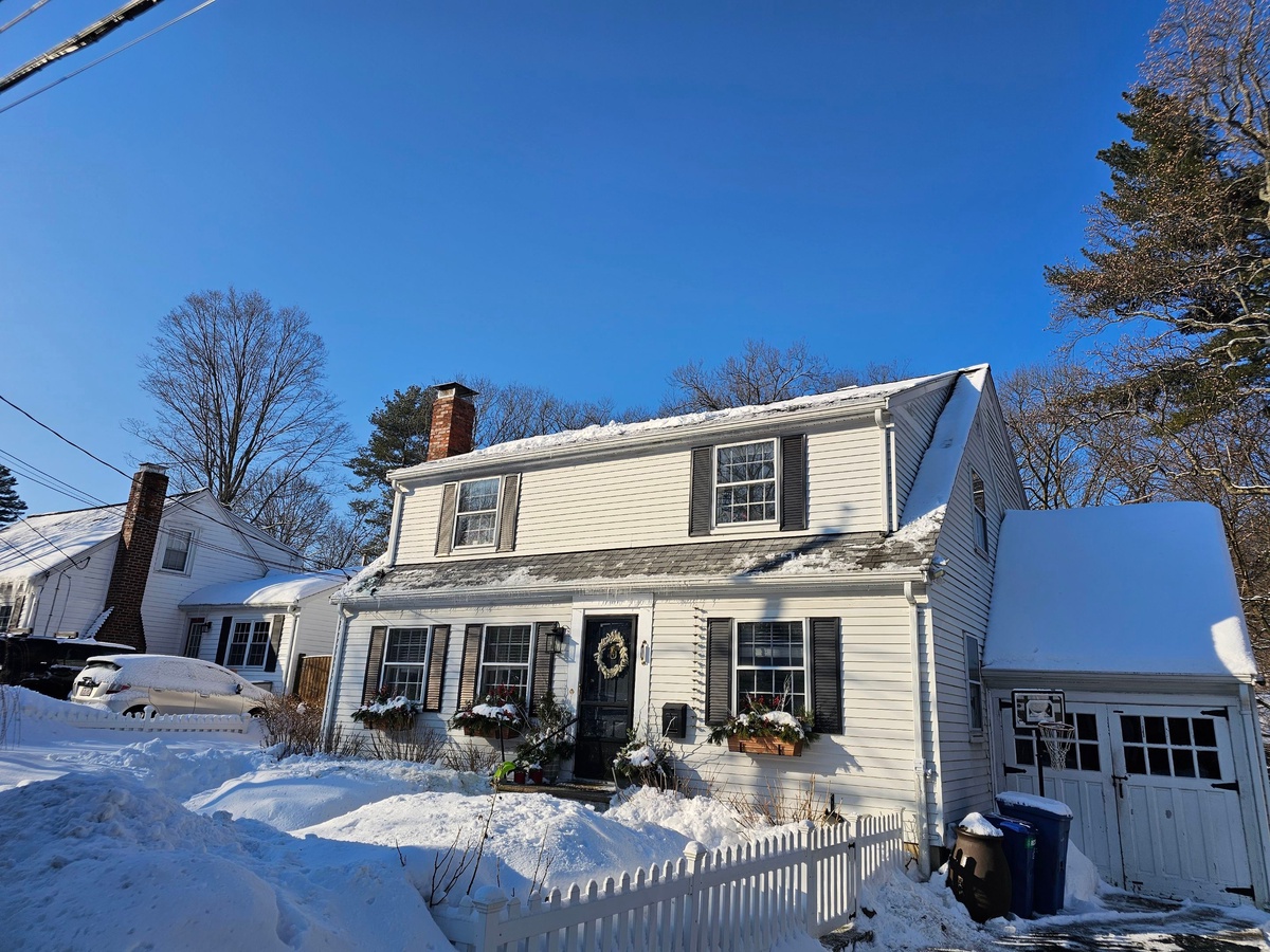 61 Meriam Street , Wakefield, MA, US
