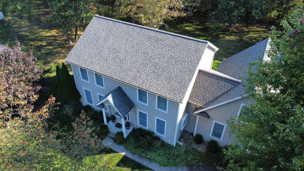 4801 Stonewood Drive , Jackson, MI, US