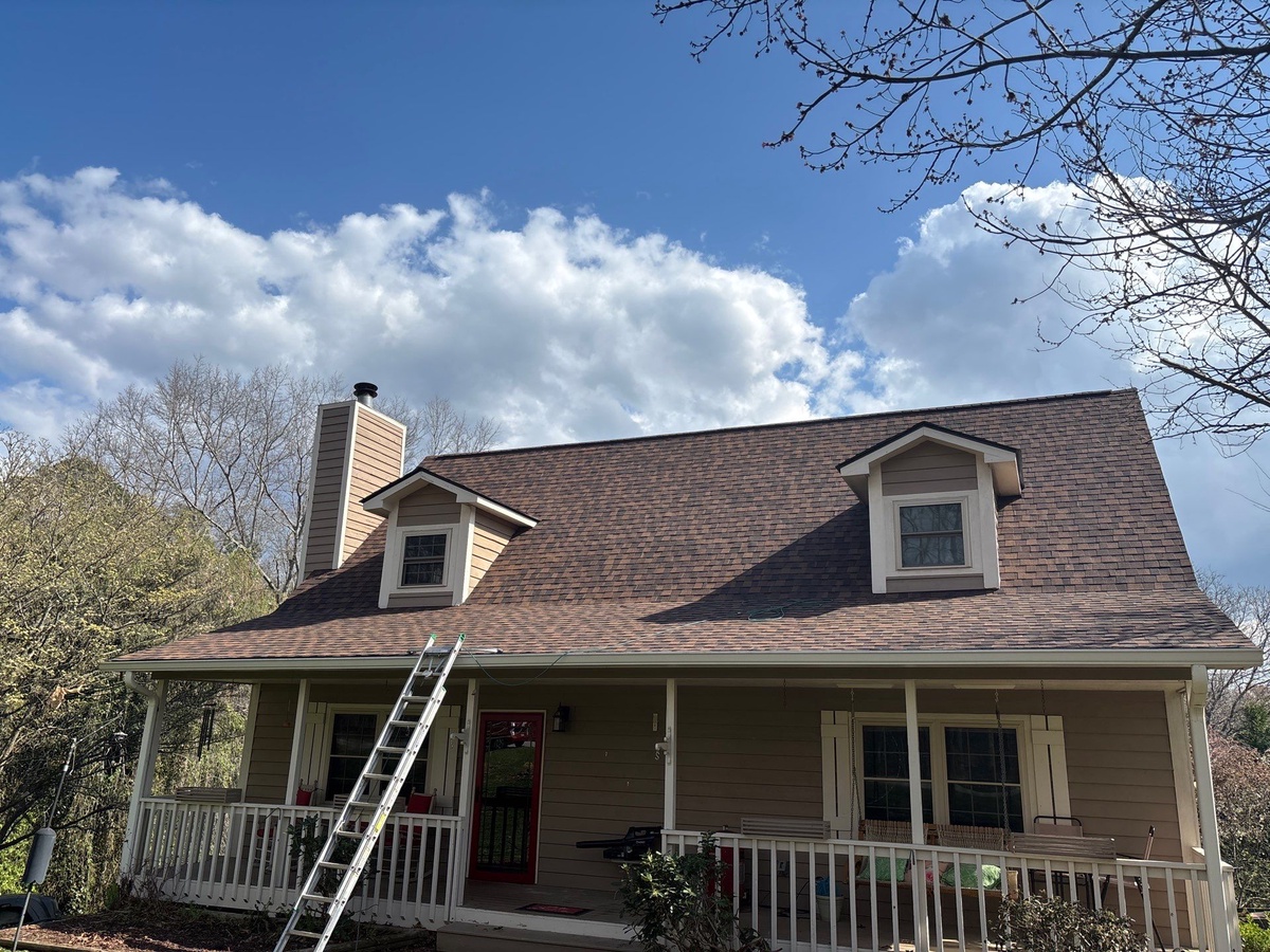 15 Lynnette Drive , Fairview, NC, US