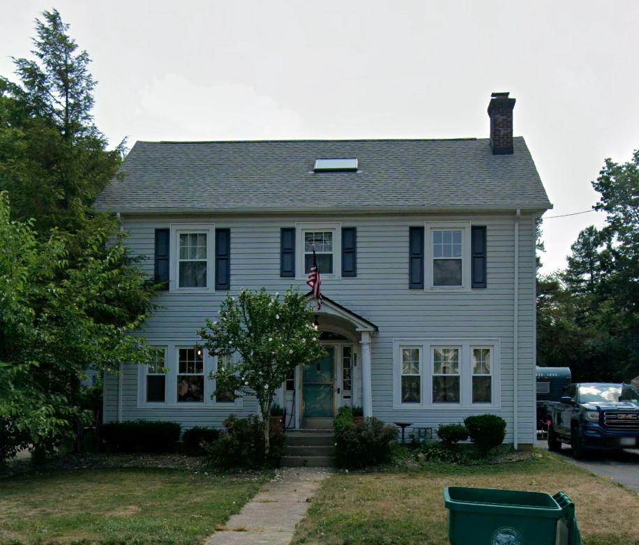 925 Maple Avenue , Niagara Falls, NY, US