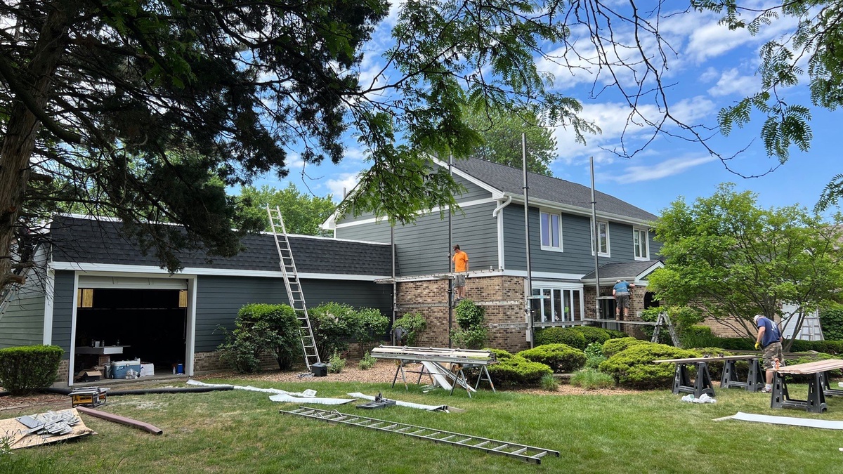 609 Millbrook Drive , Downers Grove, IL, US