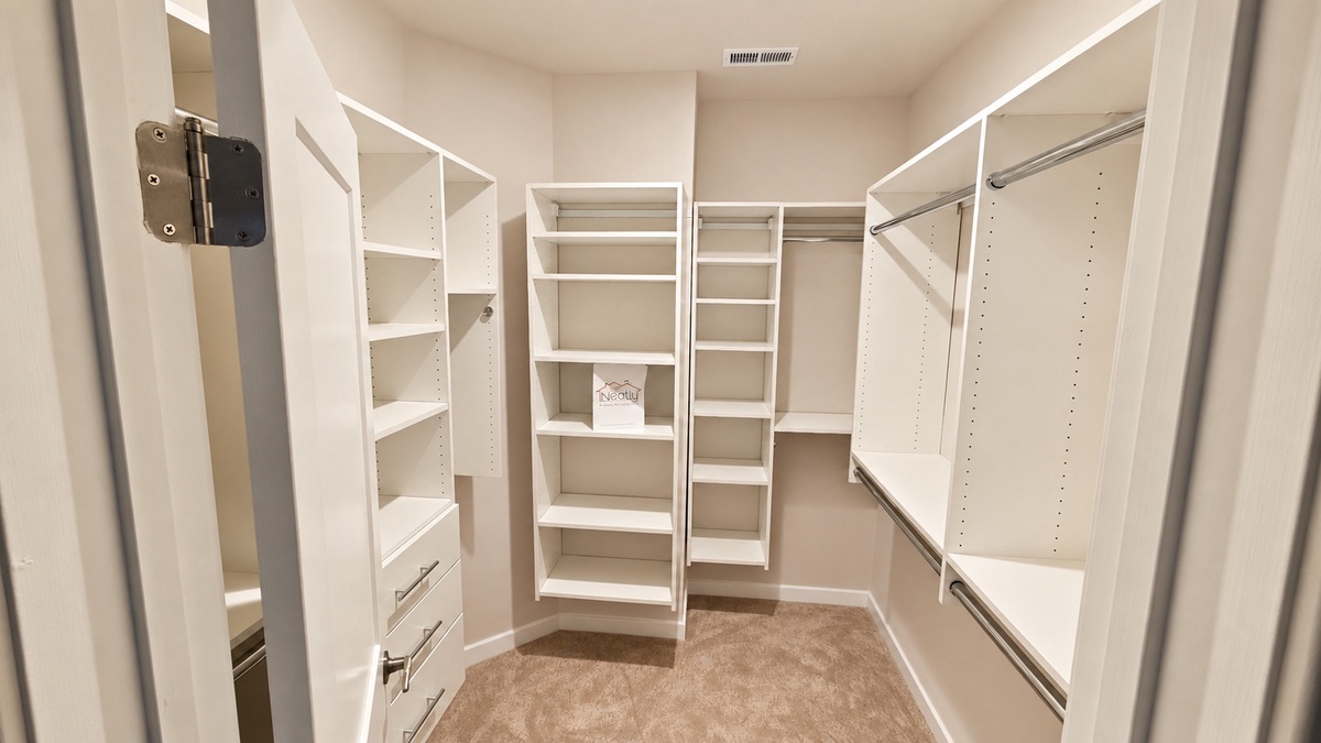 4680 Westfields Boulevard , Chantilly, VA, US