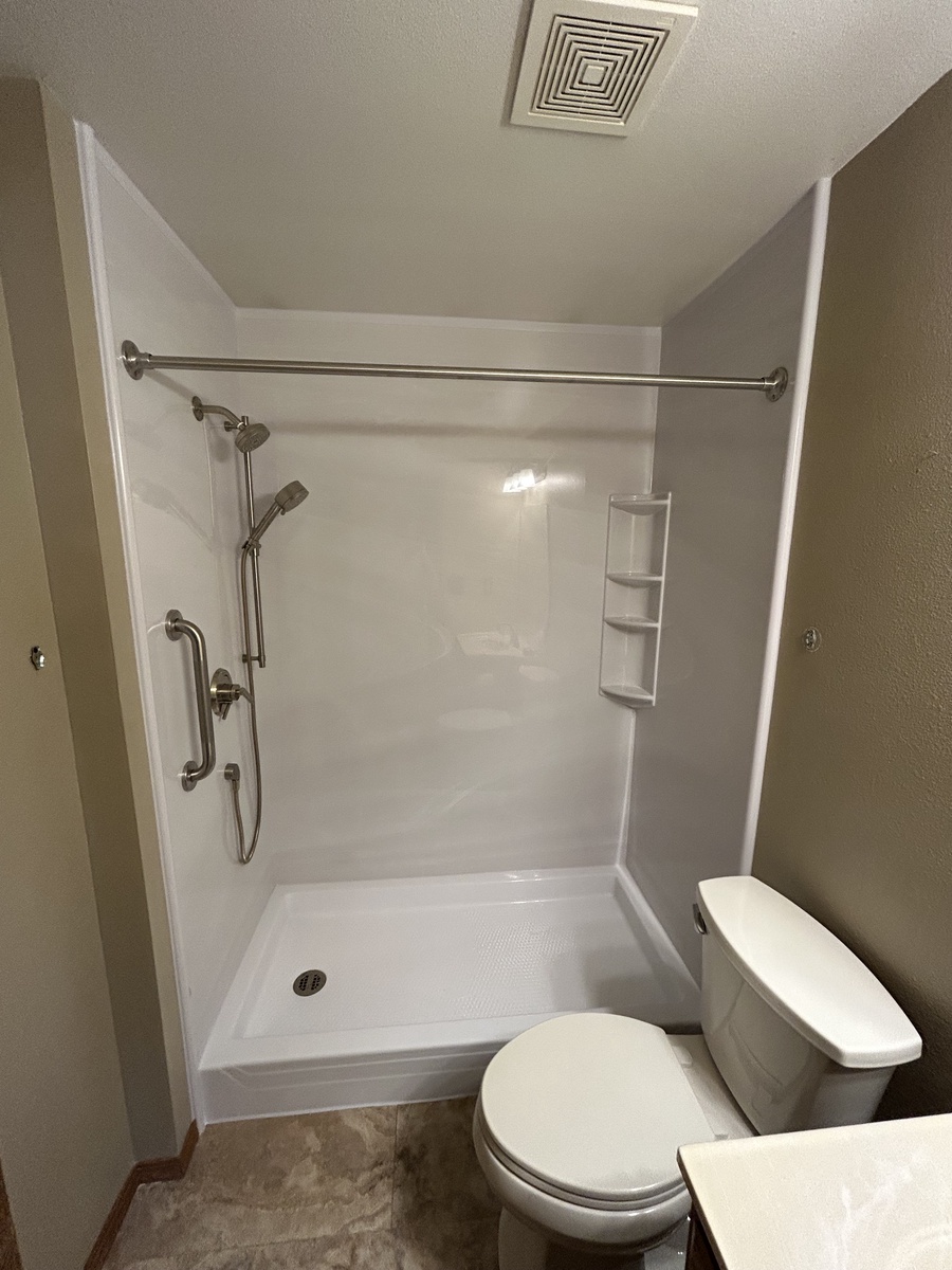 910 West Florida Avenue , Little Chute, WI, US