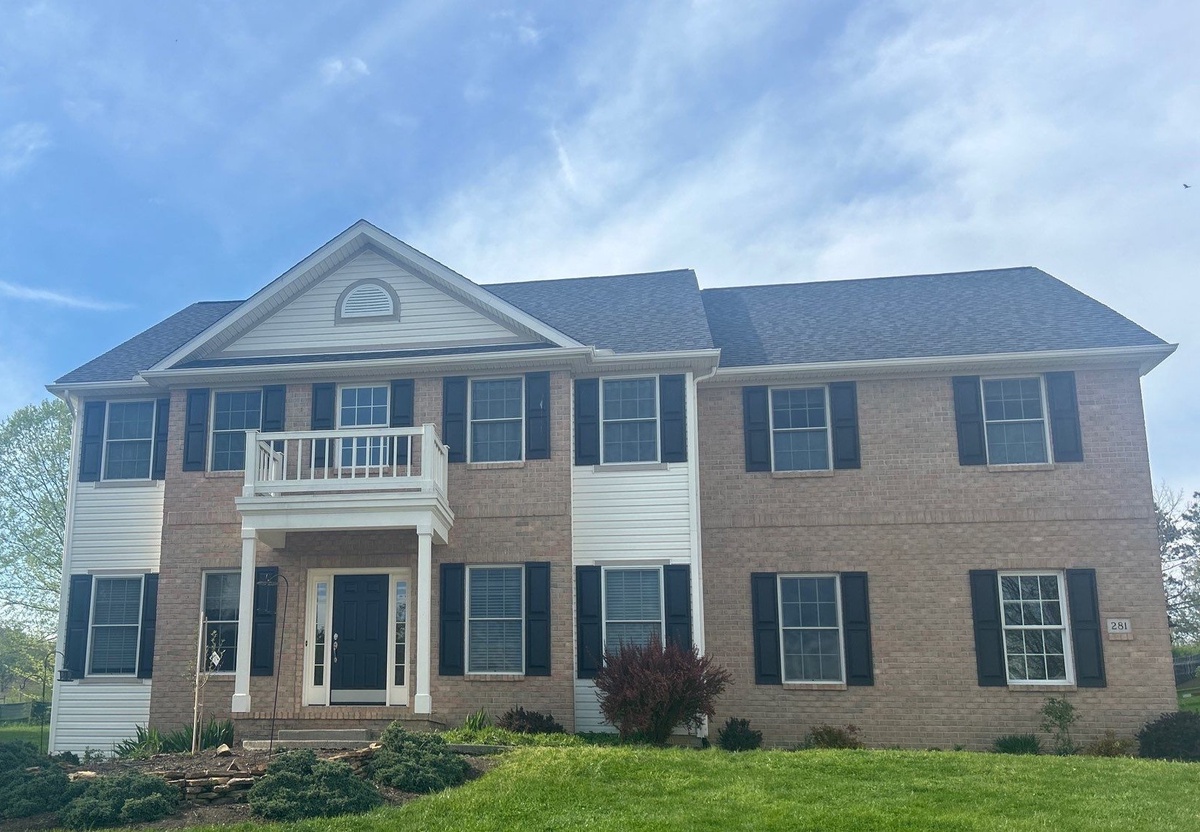 281 River Bend Court , Newark, OH, US