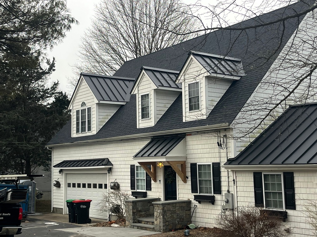 62 Riverside Drive , Berkley, MA, US