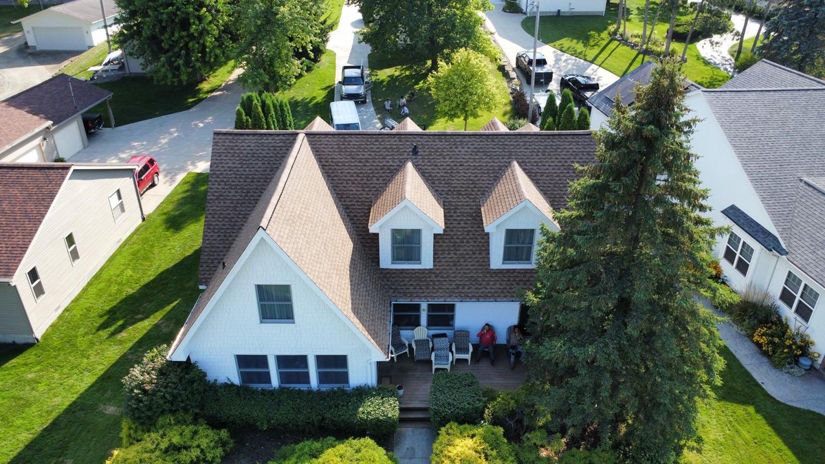 774 Spicer Dr , Brooklyn, MI, US