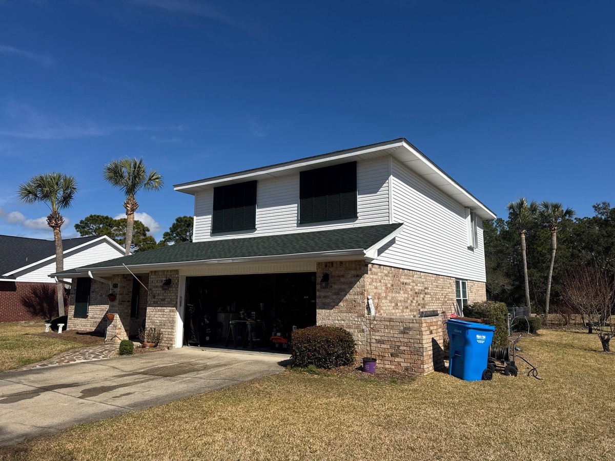 3020 Via Conquistadores , Navarre, FL, US