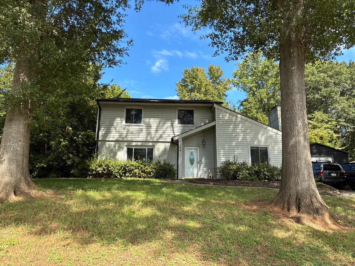 304 Greenwood Pl. , Belmont, NC, US