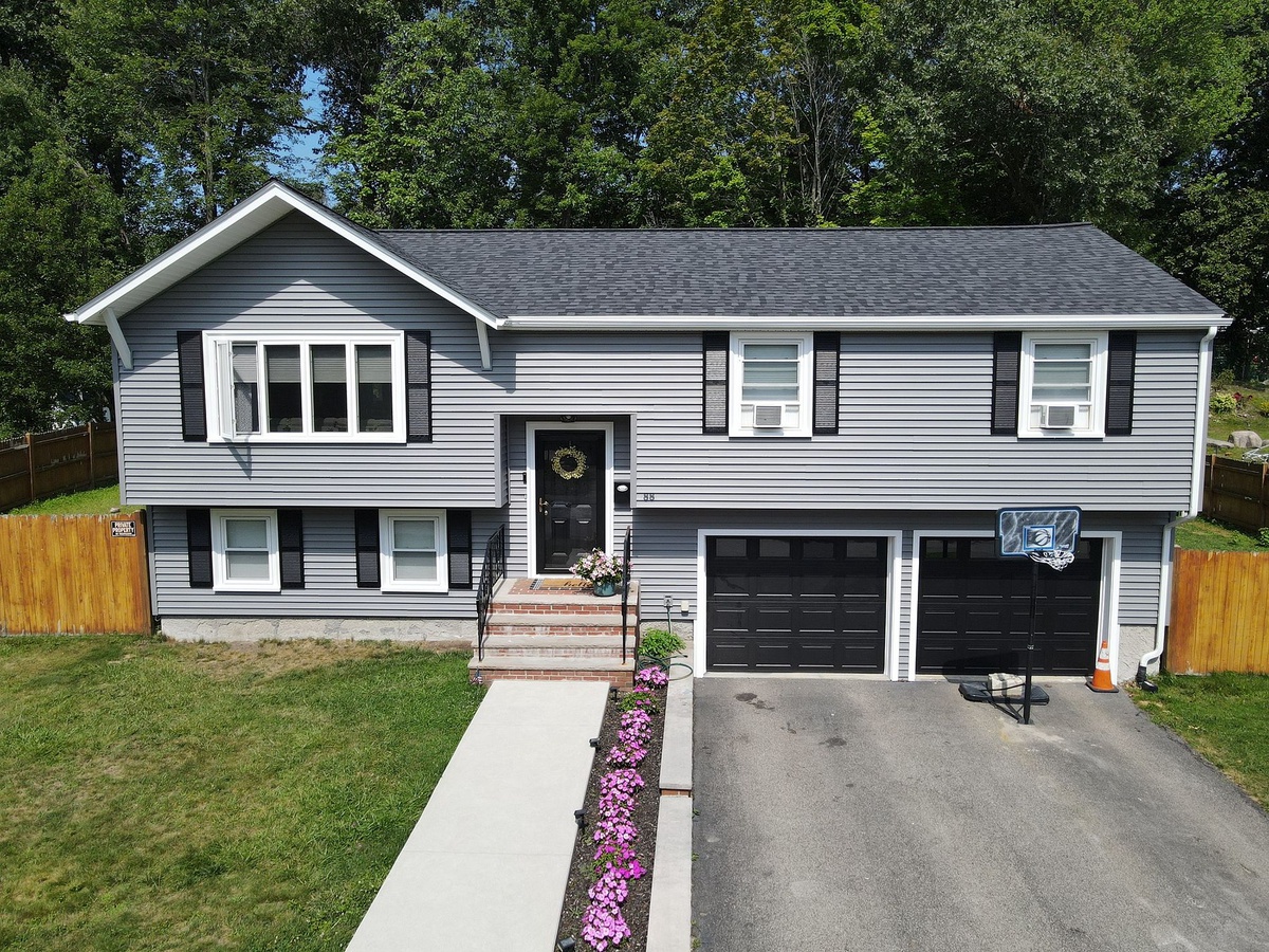 88 Powder Hill Drive , Braintree, MA, US