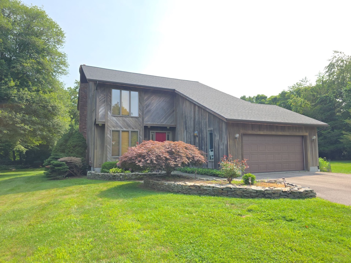 3 Squire Drive , Stonington, CT, US