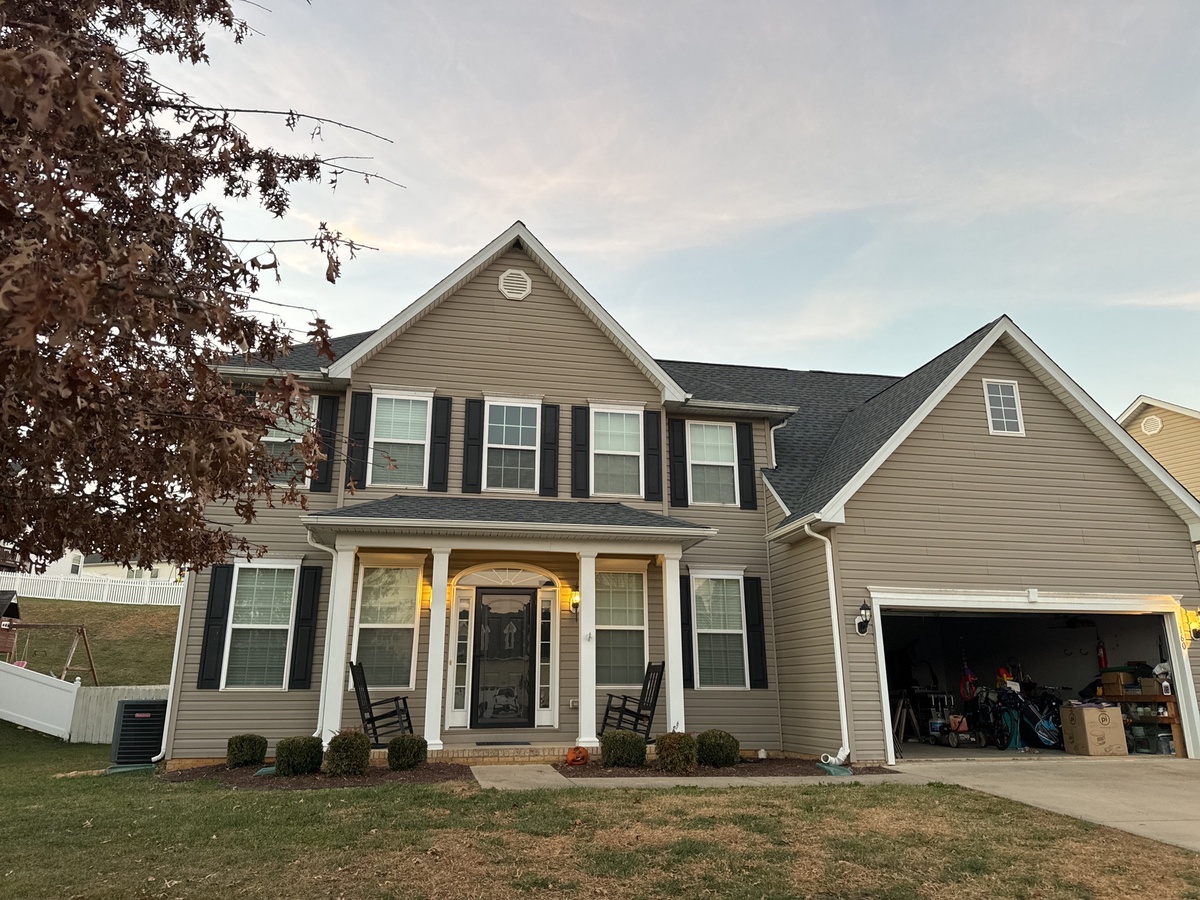 160 Jessica Drive , Penn Laird, VA, US