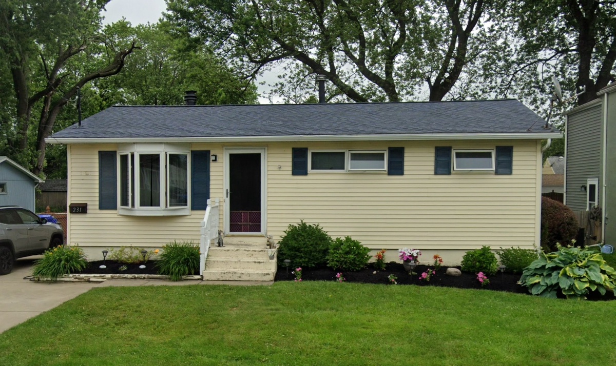 231 Emporium Avenue , West Seneca, NY, US