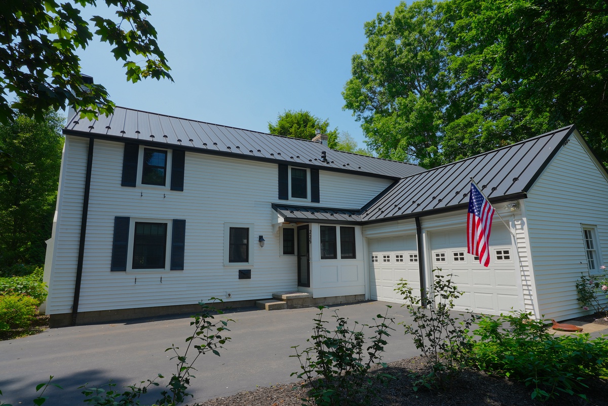 225 Alpine Drive , Rochester, NY, US
