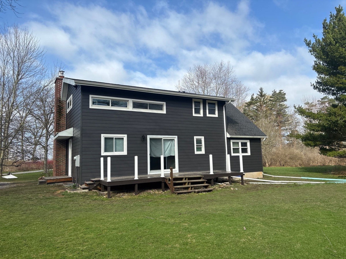 11664 Rapids Road , Akron, NY, US