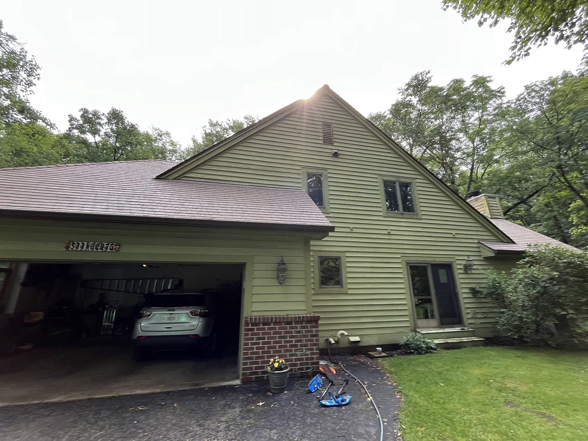 S11W32975 Timberline Circle , Delafield, WI, US