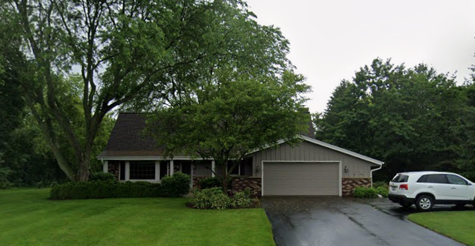 W328N4037 Allendale Drive , Nashotah, WI, US