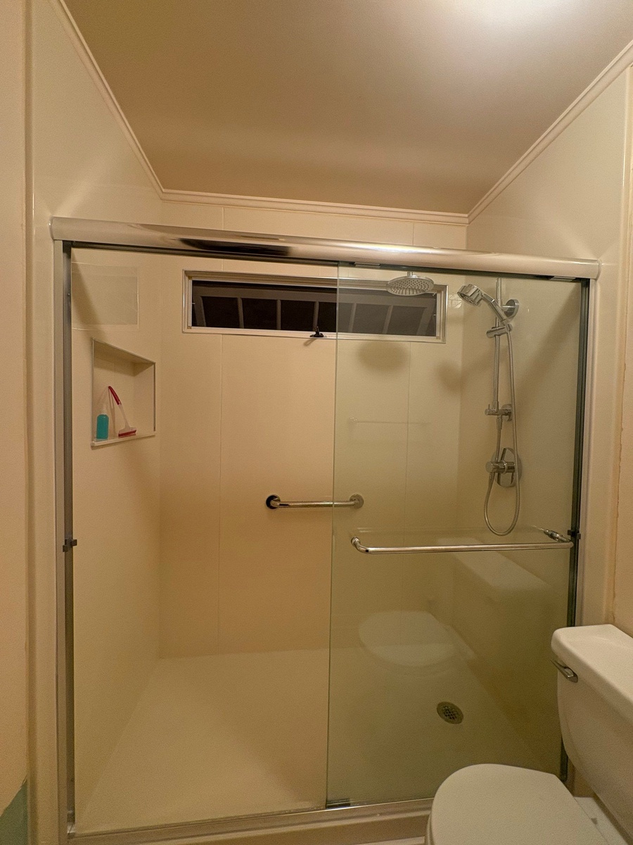 Orange, CA, 92869, US