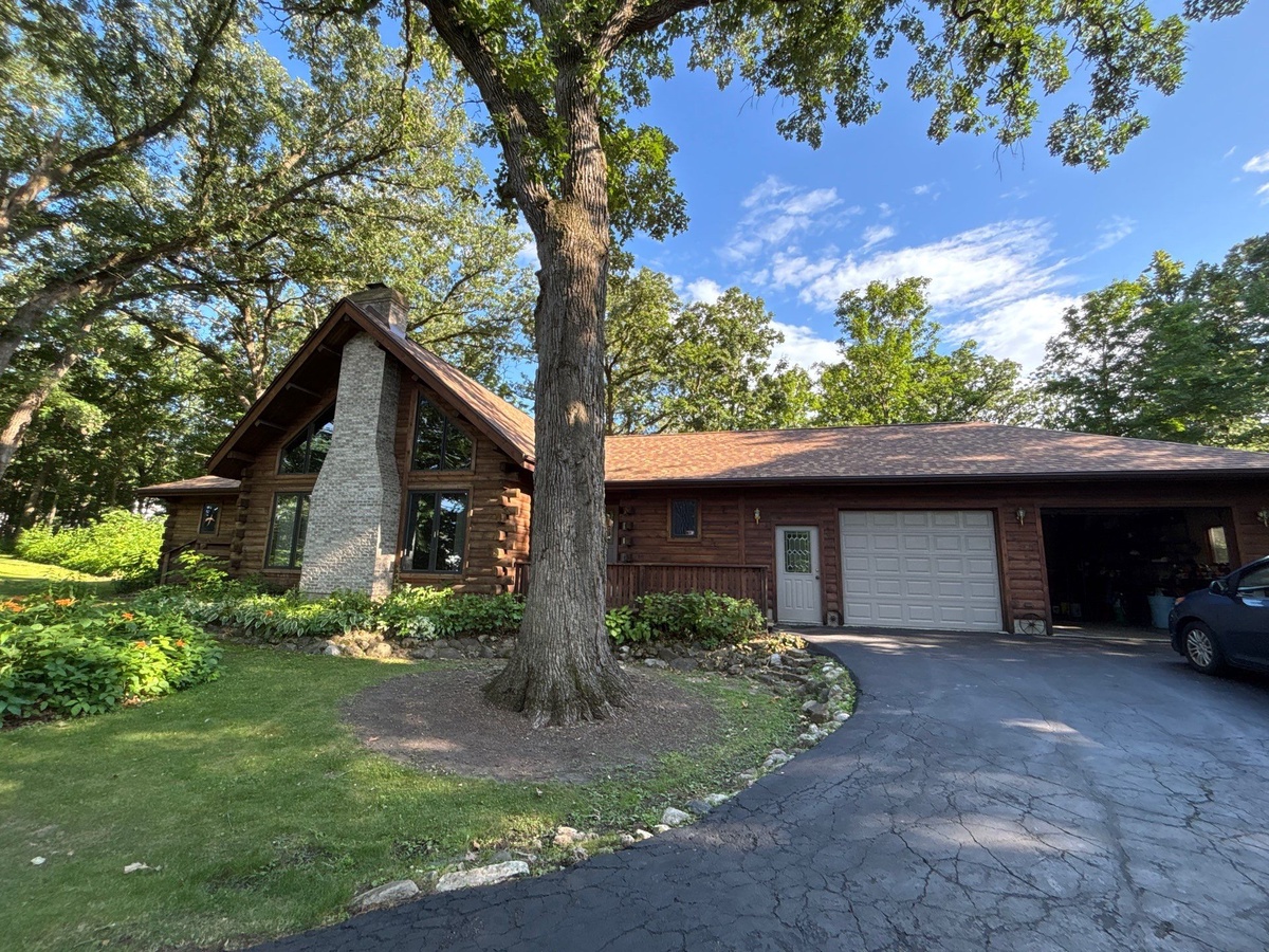 12838 Williams Rd , Genoa, IL, US