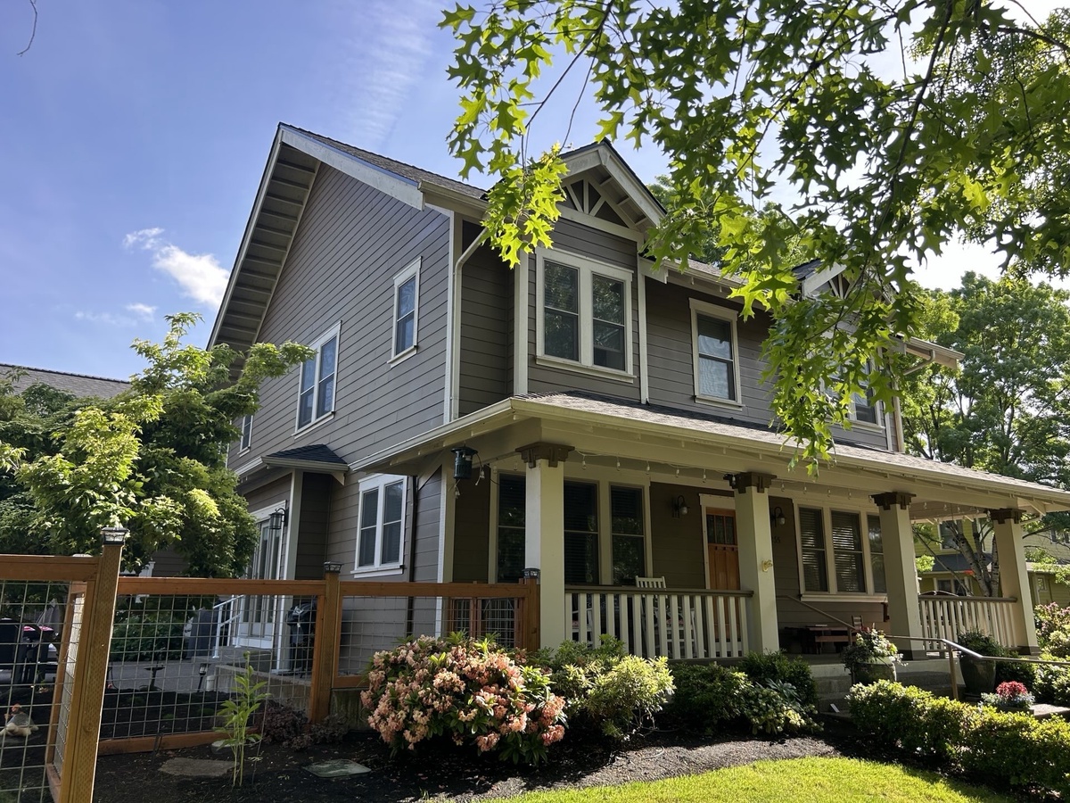 1235 Gwinn Street East , Monmouth, OR, US