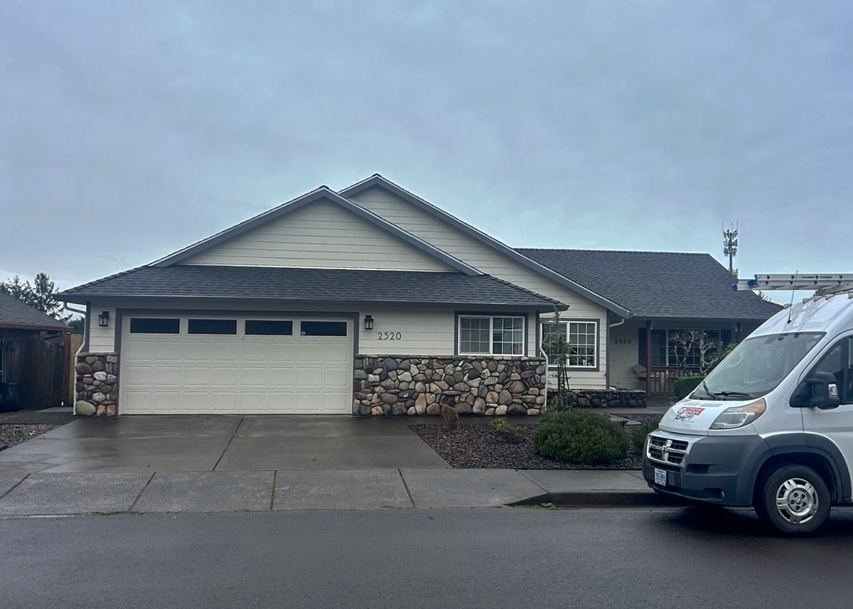 2520 Northeast Voyage Loop , Lincoln City, OR, US