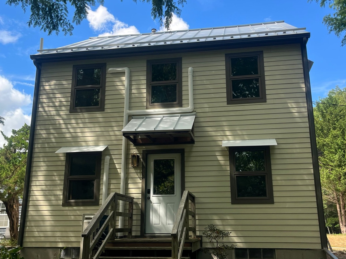 31 Horseneck Road , Dartmouth, MA, US