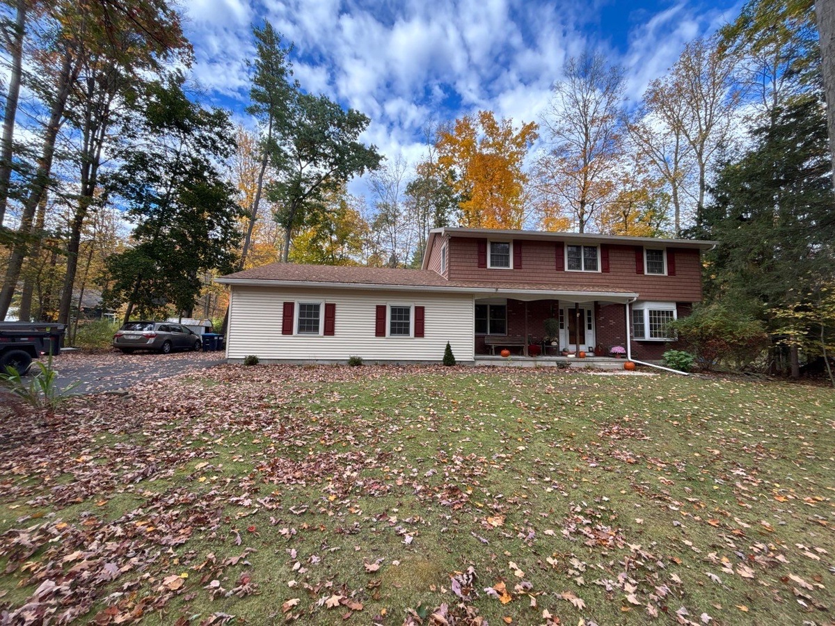 35 Woodland Dr , Big Flats, NY, US