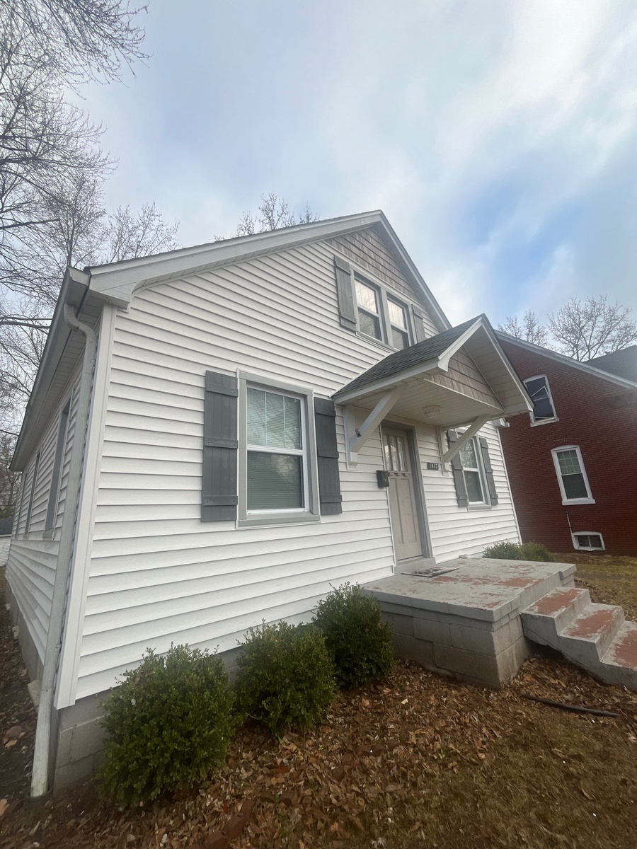 1417 14th Street , Highland, IL, US