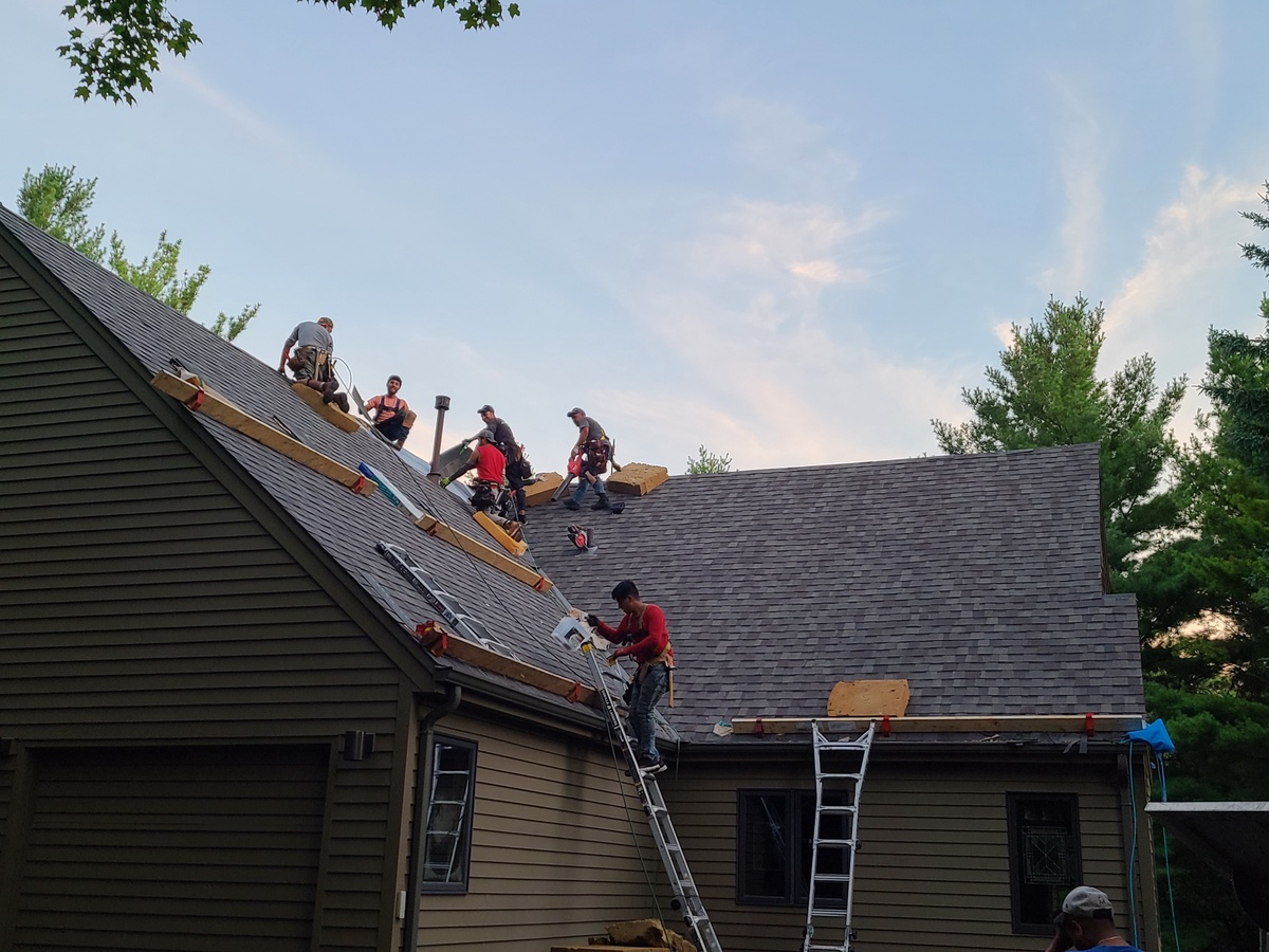 W316S525 Christopher Way , Delafield, WI, US