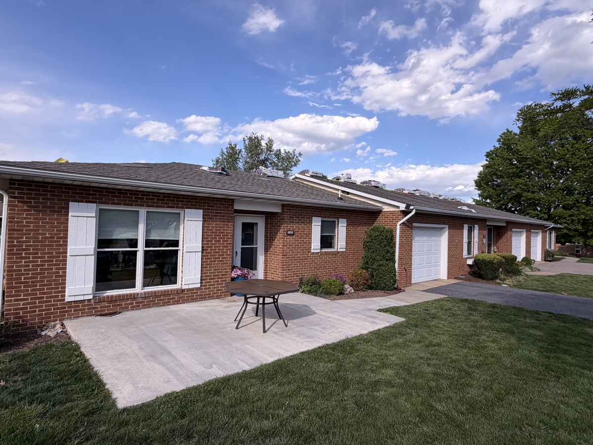 1615 Spruce Court , Harrisonburg, VA, US