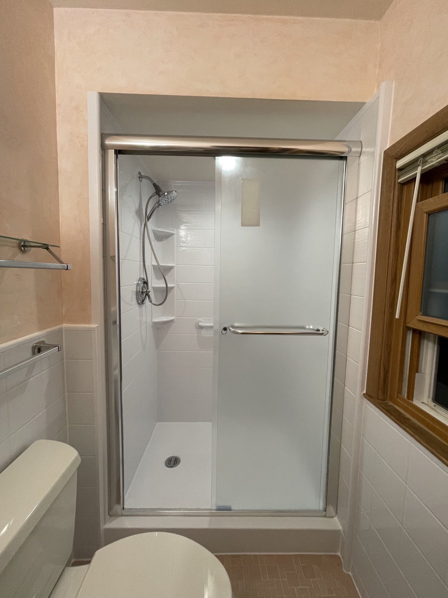 Waukesha, WI, 53186, US