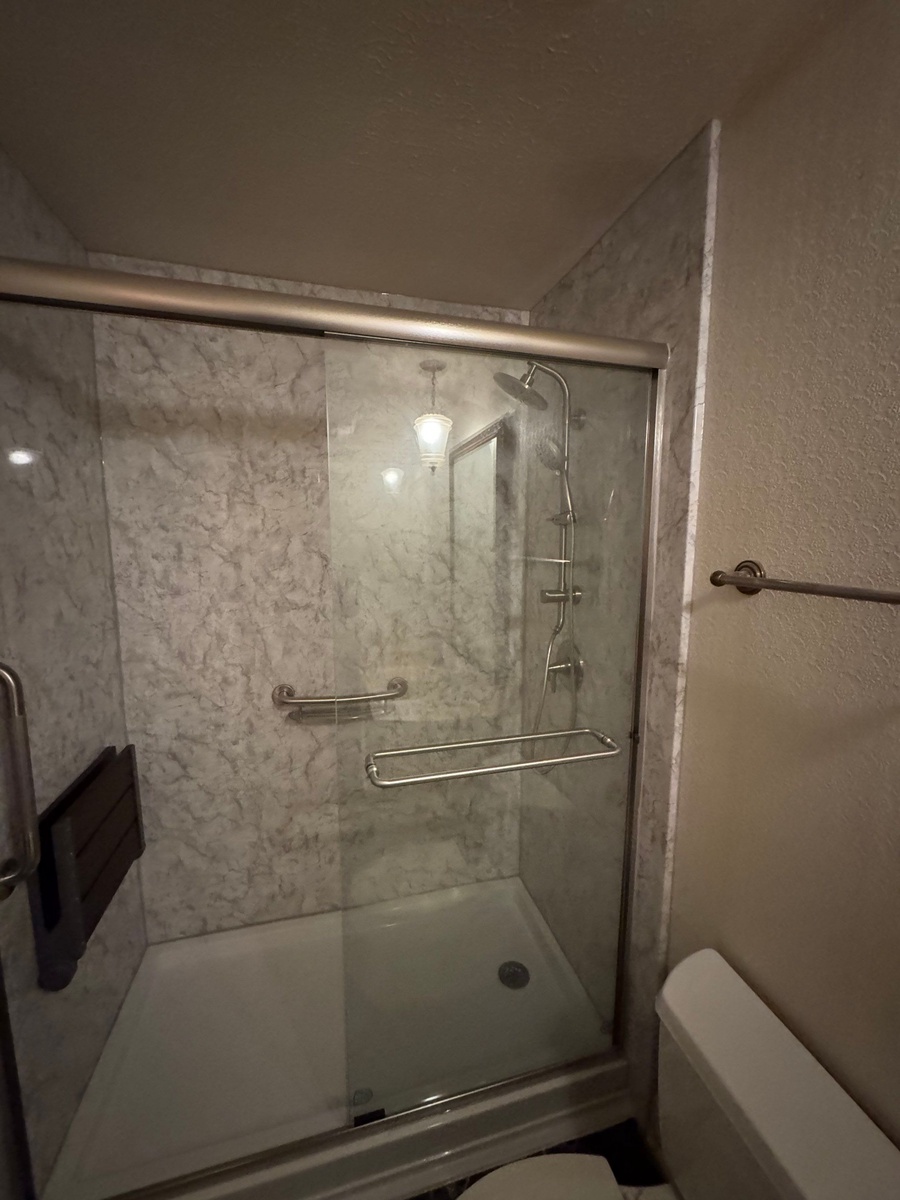 239 Idlebrook Drive , Jackson, MS, US