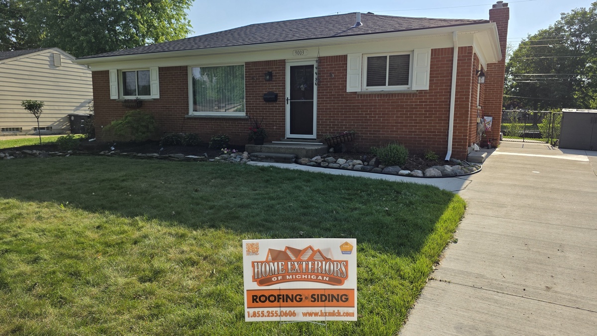 9003 Pere Avenue , Livonia, MI, US