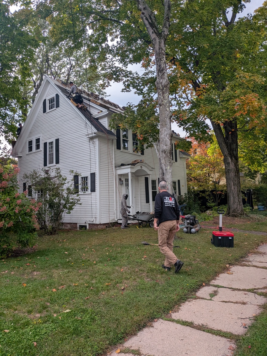15 Columbus Avenue , Northampton, MA, US
