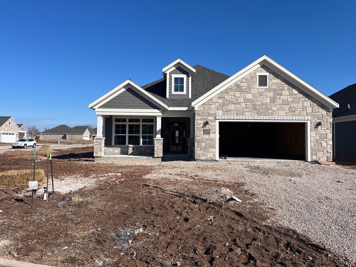2416 Mensa Court , Green Bay, WI, US