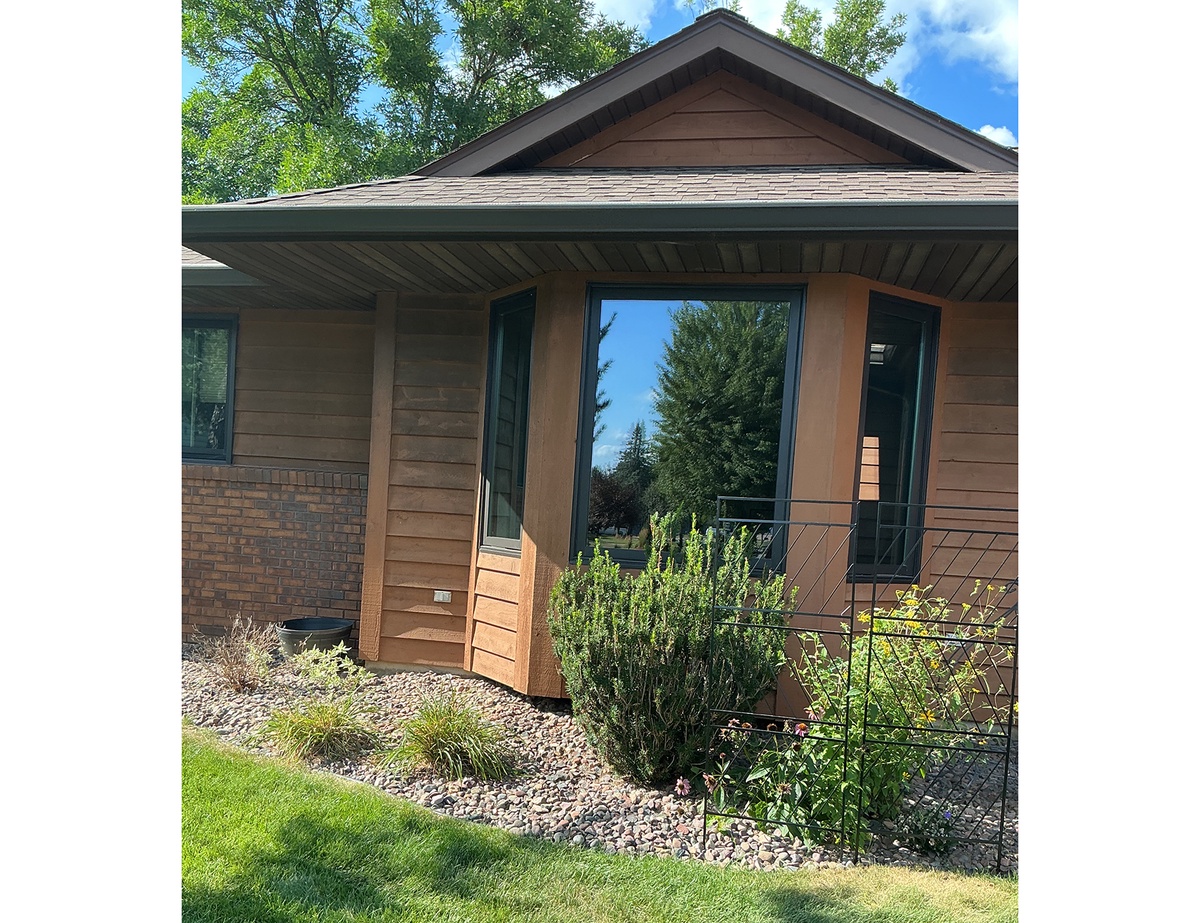 3342 Whispering Pines Lane , Eau Claire, WI, US