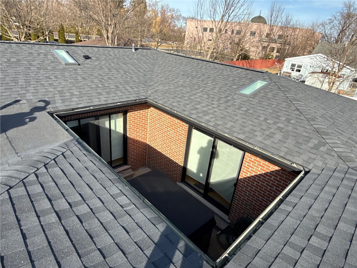 489 Good Avenue , Des Plaines, IL, US