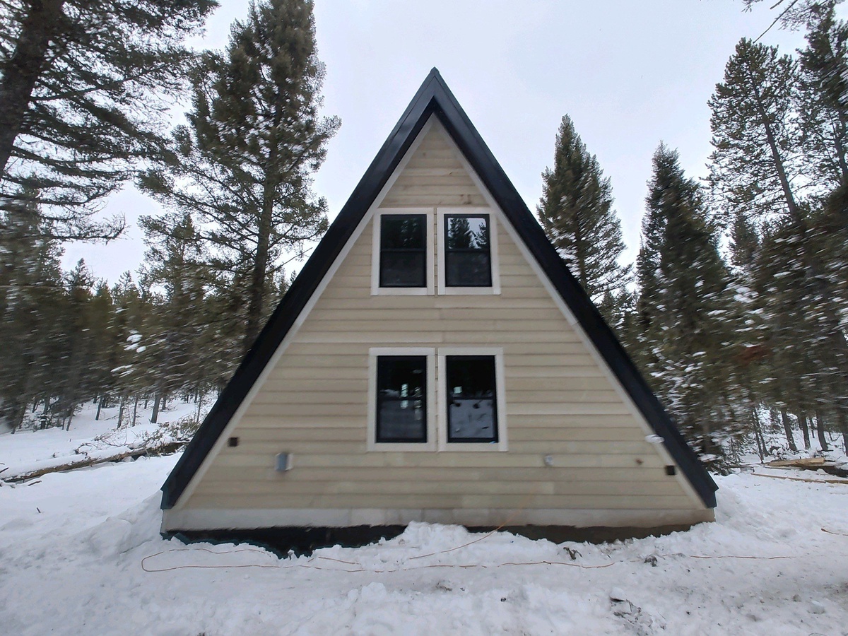 2773 Northeast Sagehen Drive , Island Park, ID, US
