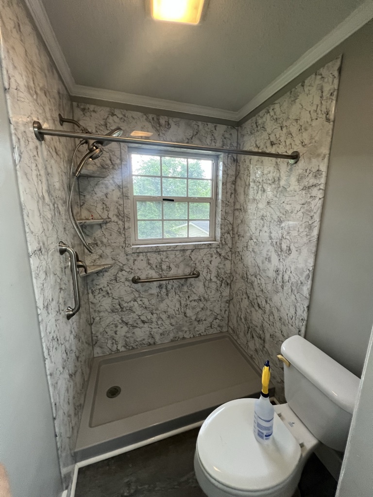 1412 North 9th Avenue , Lanett, AL, US