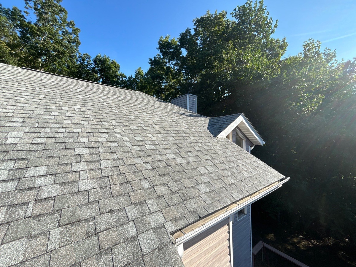 576 Old Toll Circle , Black Mountain, NC, US