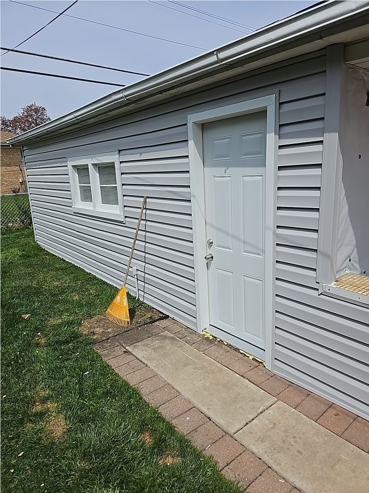 4532 Kolze Avenue , Schiller Park, IL, US